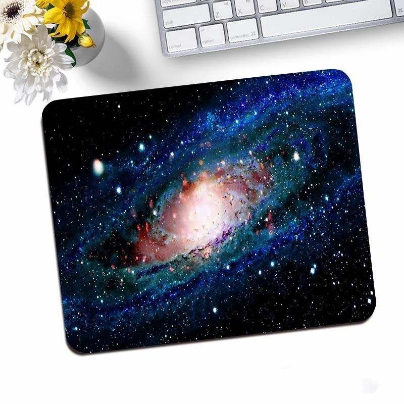 Tech Accessories For Desk - لوحة ماوس ألعاب صغيرة ، Deskmat